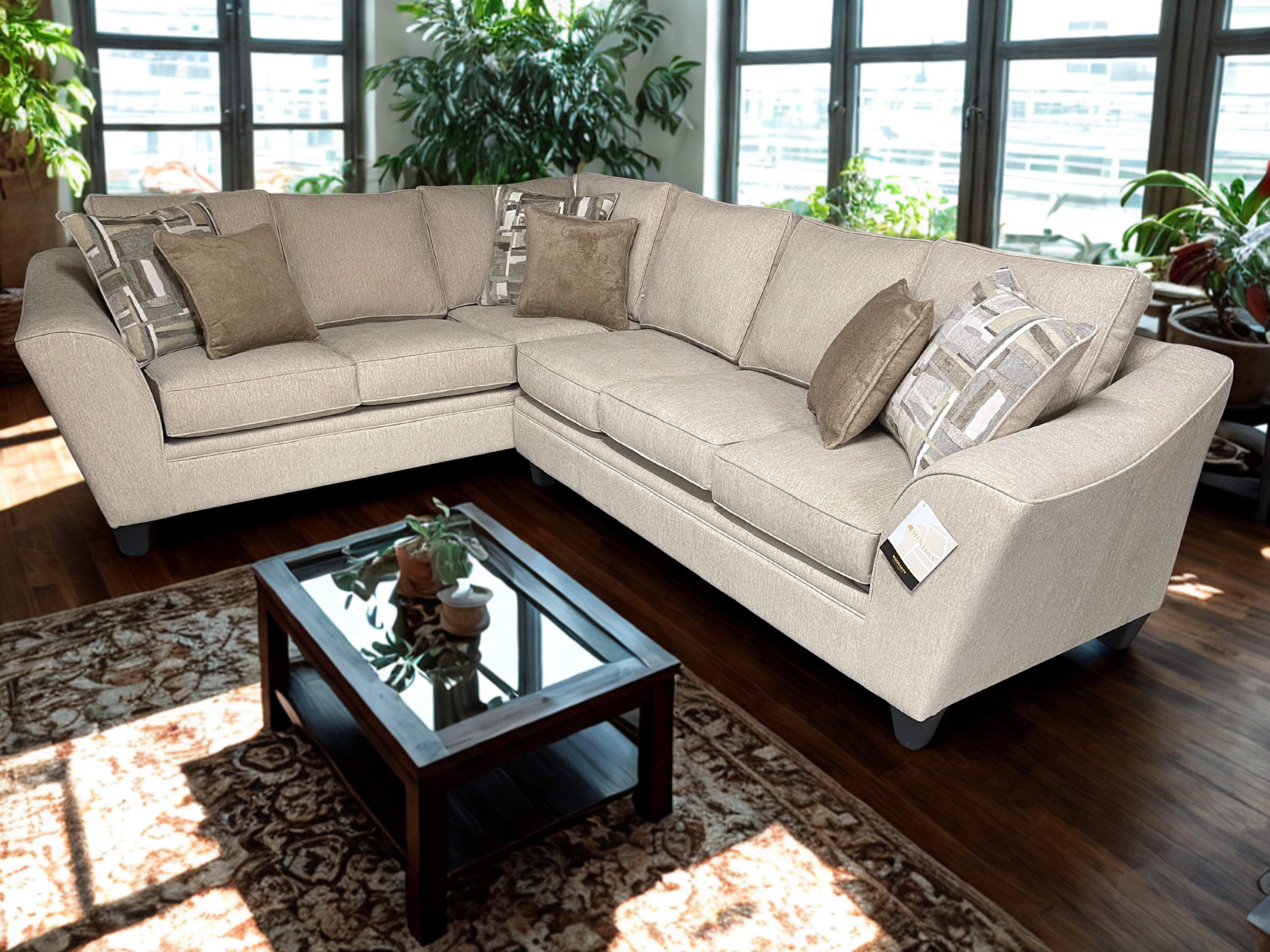 1010 - Sectional with Right Hand Facing Sofa in Zuko Chiffon
